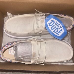 Hey Dude Wendy funk surf baja women’s sneakers size 10